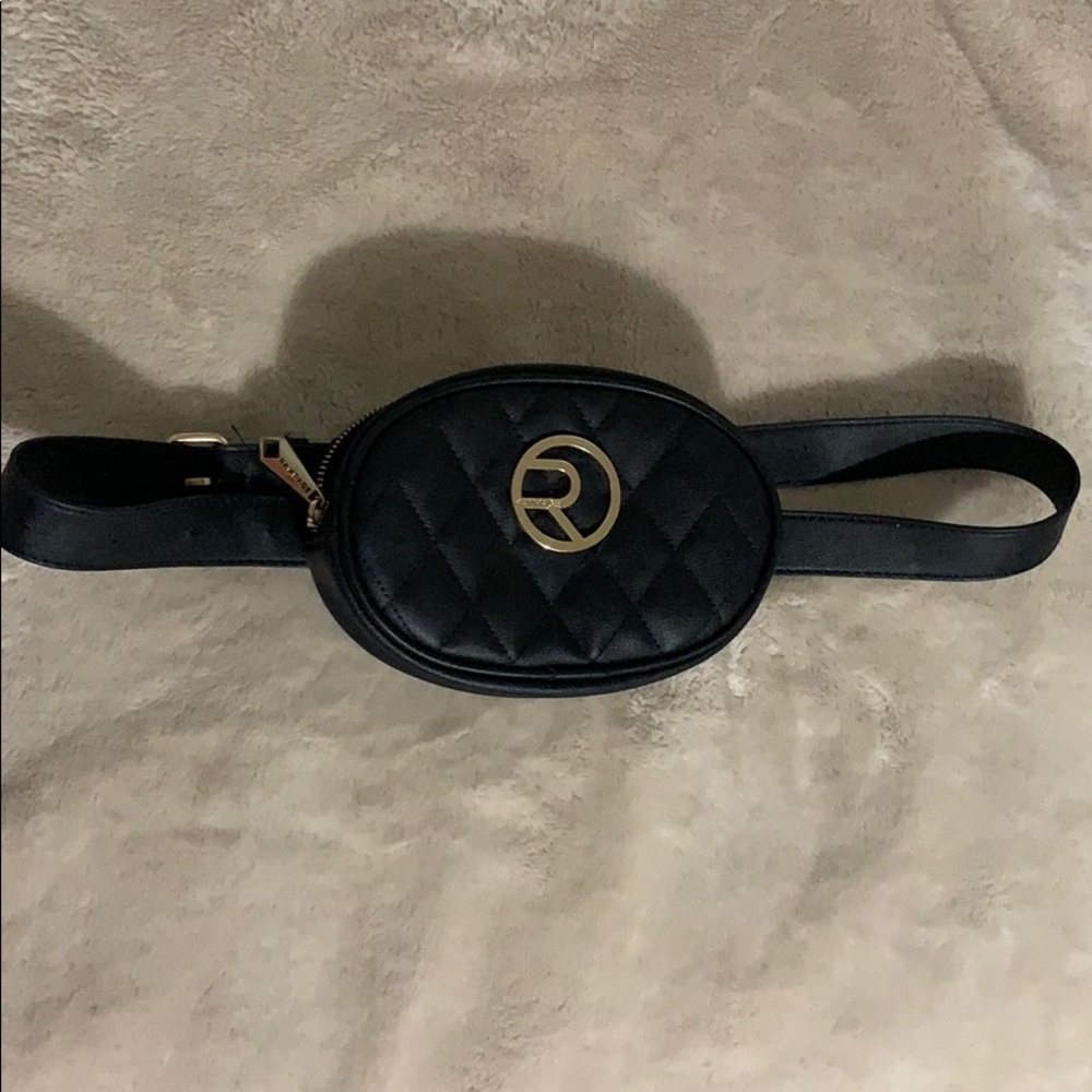 Fanny pack